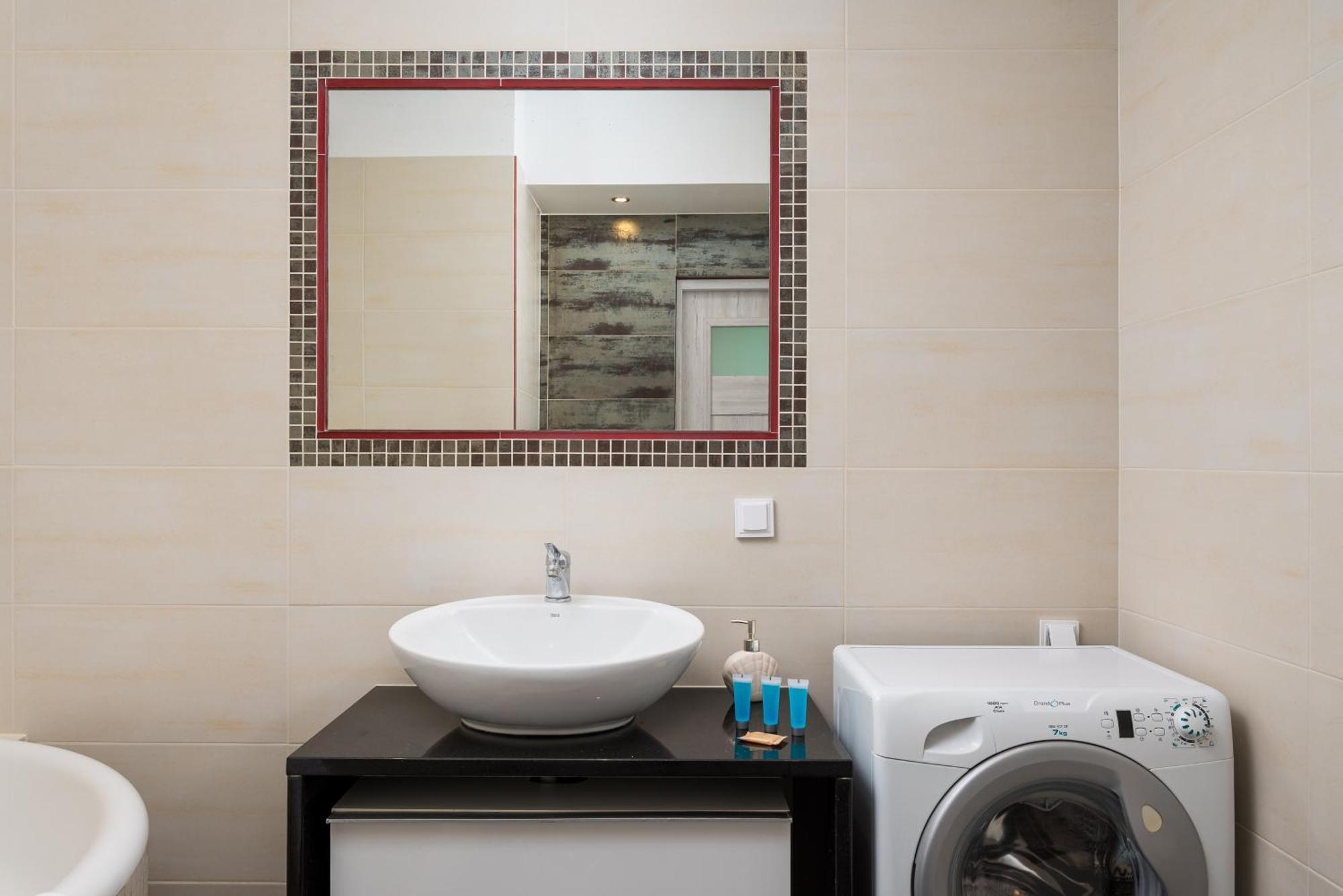Ochota Deluxe Apartment Varşova Dış mekan fotoğraf
