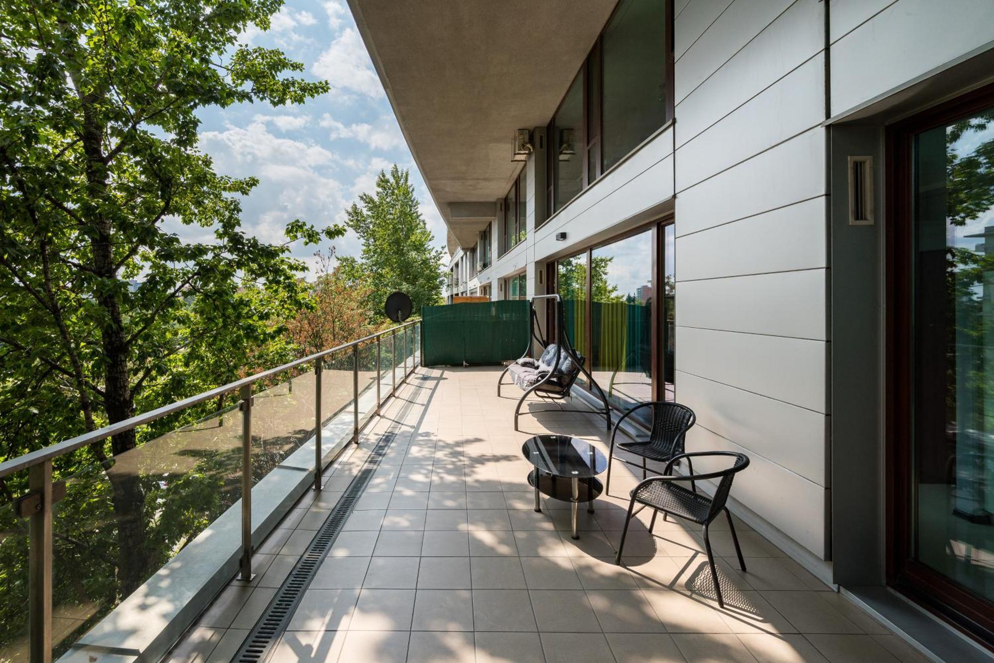 Ochota Deluxe Apartment Varşova Dış mekan fotoğraf