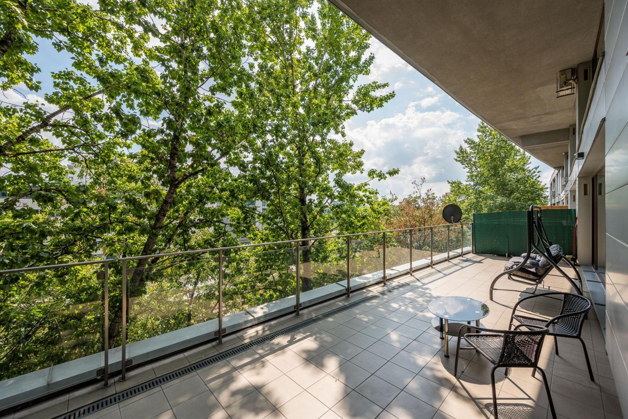 Ochota Deluxe Apartment Varşova Dış mekan fotoğraf